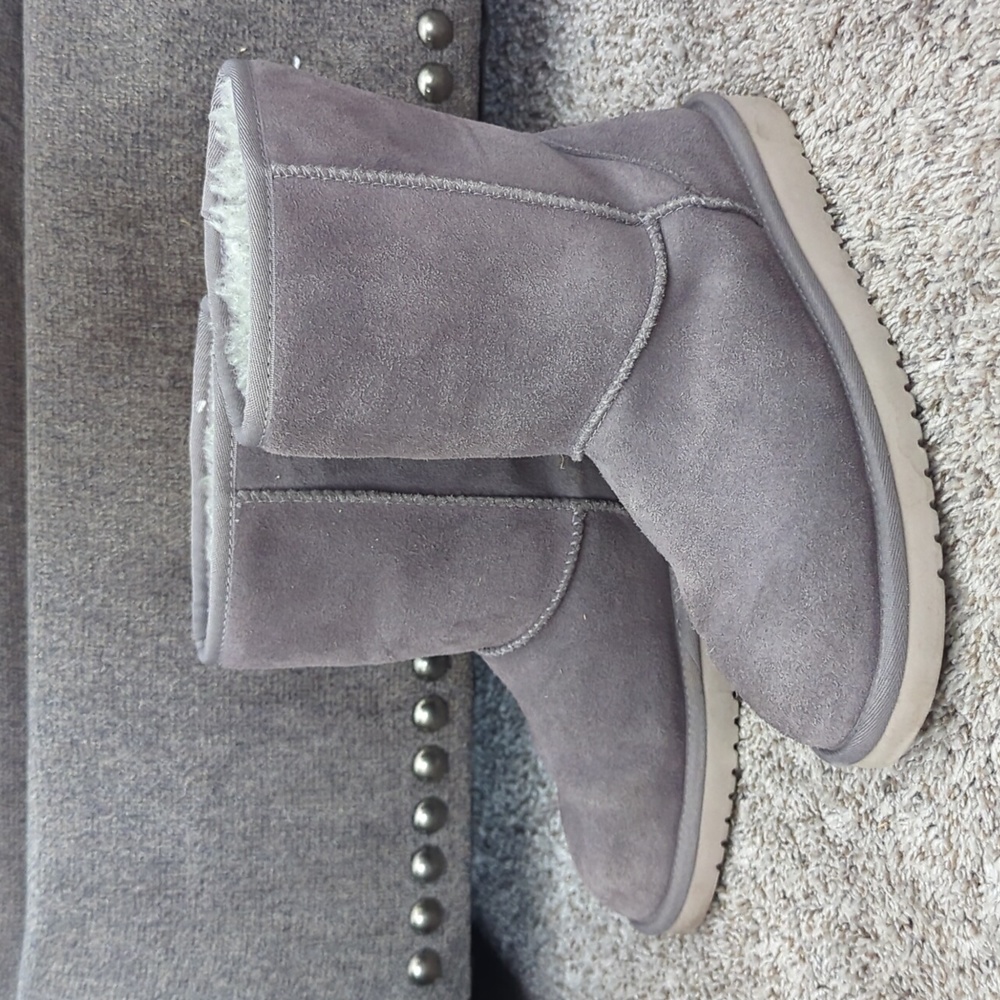 KOOLABURRA by UGG ladies "Koola Short" pull on boots style#1017090 gray sz 8W